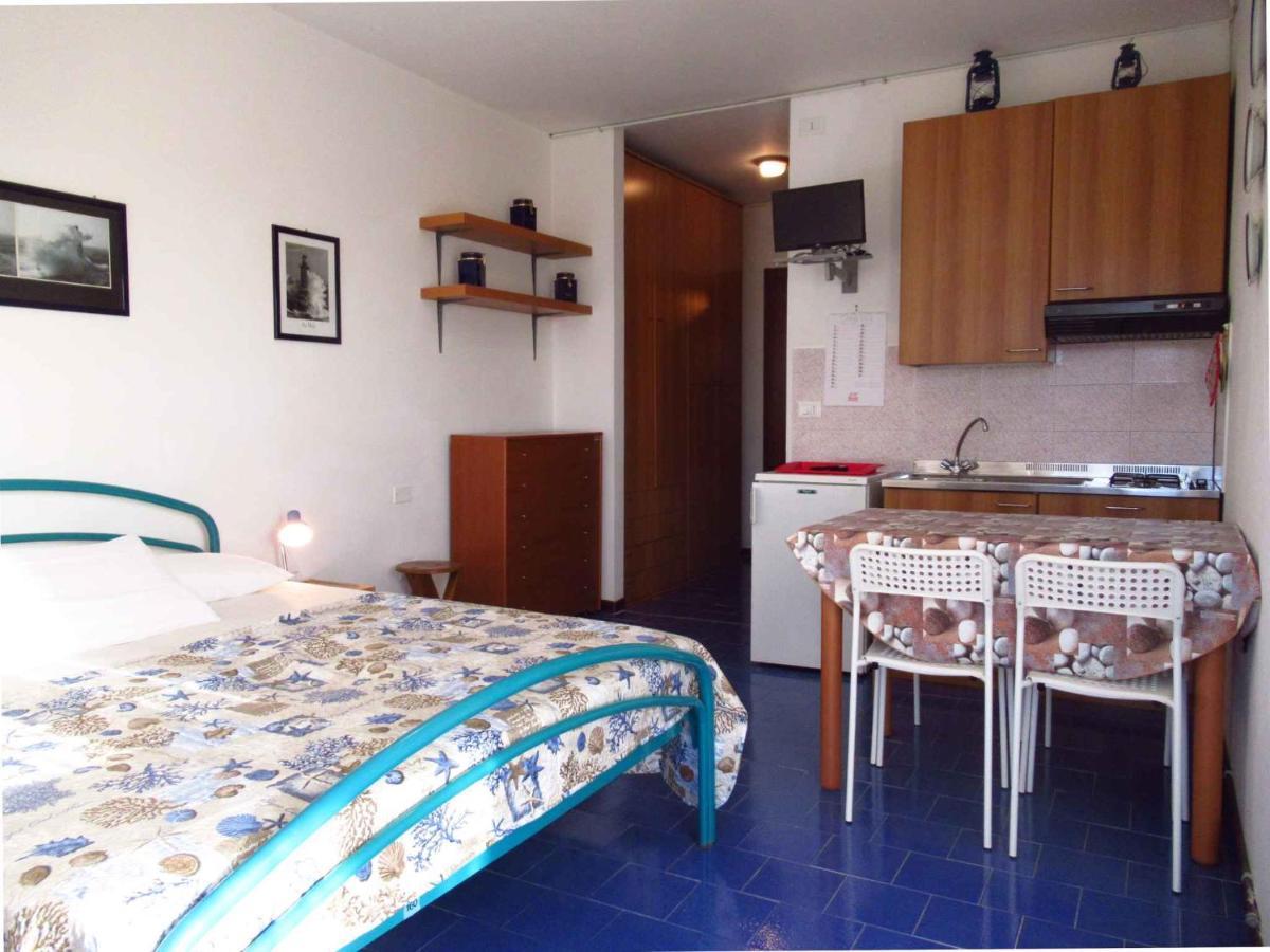 דירות Studio In Porto Santa Margherita 25776 מראה חיצוני תמונה